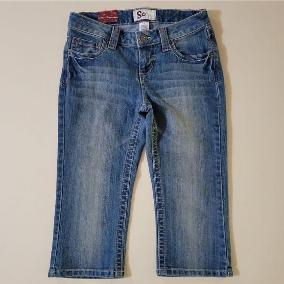 SO Women's Blue 5 Pocket Cuff Capri - Picture 1 of 11